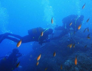  Buceo con el centro de La Rague 